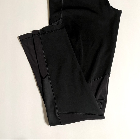 Black adidas Climalite legging, Size Small - Picture 4 of 6